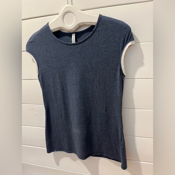 💙📍 I BY IRIS SETLAKWE NAVY BLUE CAP SLEEVE TOP – SIZE - Picture 7 of 10